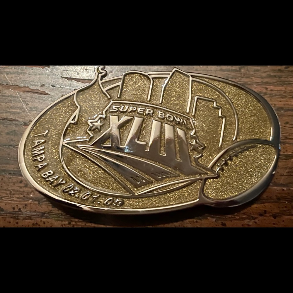 Steelers vs. Cardinals Super Bowl XLIII Belt Buckle Official NFL Licensed Item